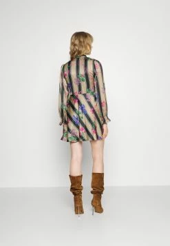 MAX & Co. MAX&Co.EGADI - Vardagsklänning - Beige -MAX & Co. Kläder Försäljning 074a8145706846d8823ef61fe062465a