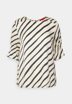 MAX & Co. MAX&Co.CANTO - T-shirt Med Print - Ivory/blue -MAX & Co. Kläder Försäljning 0c81b464304943b1866c359a8717b2c8