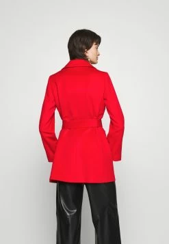 MAX & Co. MAX&Co.SHORTRUN - Klassisk Kappa / Rock - Red -MAX & Co. Kläder Försäljning 1020c691334e4934a7ad950d98d73f45