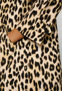 MAX & Co. MAX&Co.BANI - Kort Kappa / Rock - Spot -MAX & Co. Kläder Försäljning 3bc20908132443d3a5c425ae5904226c