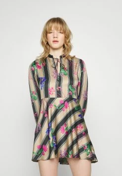 MAX & Co. Kläder Försäljning 21 MAX & Co. MAX&Co.EGADI - Vardagsklänning - Beige