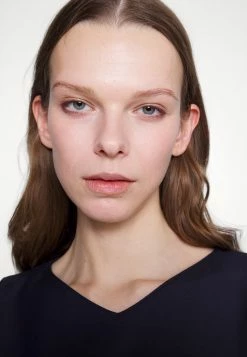 MAX & Co. MAX&Co.NEWYORK - Fodralklänning - Navy Blue -MAX & Co. Kläder Försäljning f51c5454d1884e6d95a722f076860252